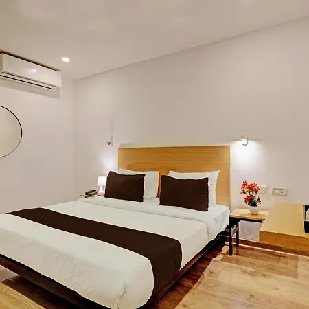 Hotel Qubic Near Igi Delhi Airport